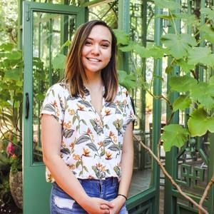 Meet your Posher, Hannah